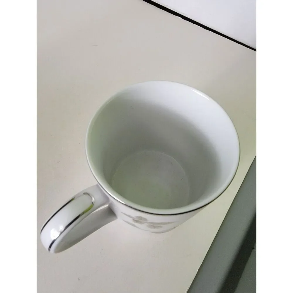 Mikasa HOLIDAY GALA PATTERN 12 oz Coffee Mug Tea Cup‎ CHRISTMAS - HOLIDAY